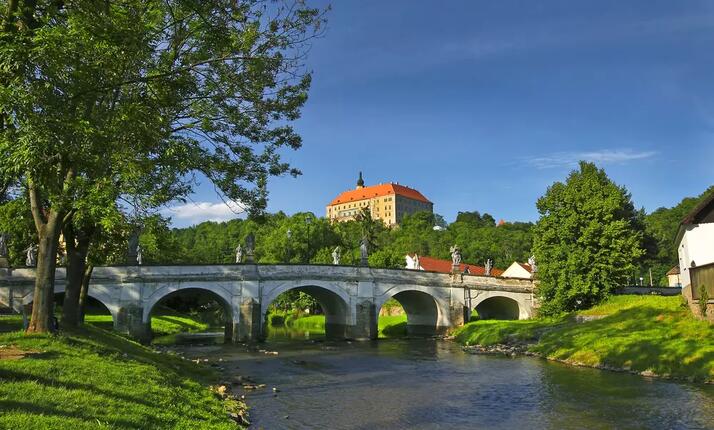 Státní zámek Náměšť nad Oslavou - největší sbírka tapisérií ČR