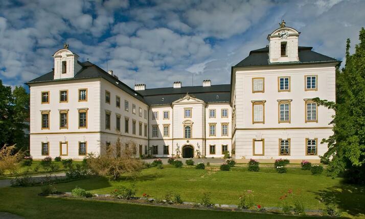 Zámek Vizovice - zářící valašská perla