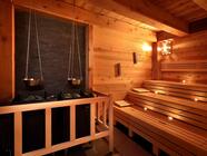 Saunování v saunovém světě Saunia Galeriie Harfa Praha