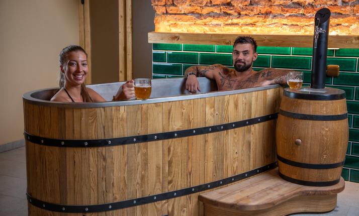 Pivní lázně Hotel Zlatá kráva Nepomuk - zažijte pivo jinak!