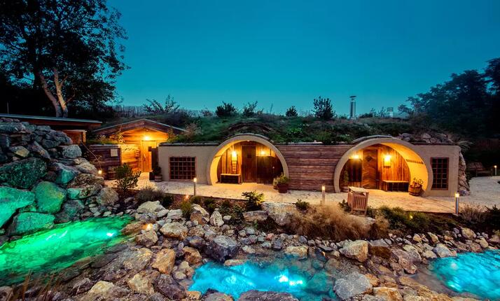 Spa v Maximus Resortu Brno - termální bazény a saunový svět