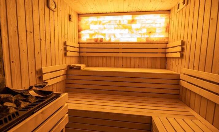 Saunový svět Tropicana Hradec Králové - největší saunový svět ve městě