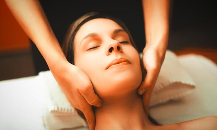 Ruční lymfatická masáž
