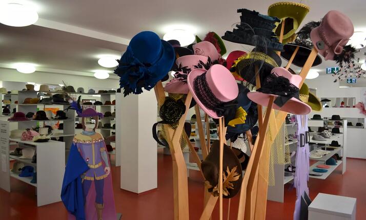 Unikátní exkurze Město klobouků v Laudonově domě Nový Jičín