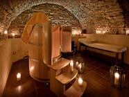 Privátní bublinky - privátní whirlpool se sektem a ovocem, masáž, teplá pivní káď a večeře