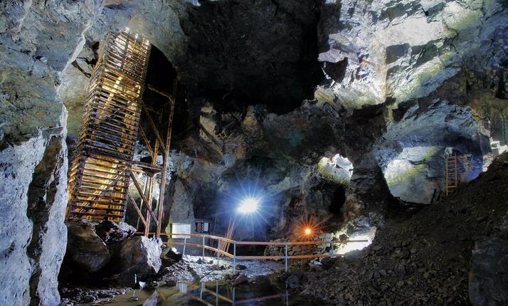 Prohlídka Štoly Johannes Boží Dar - 40m pod zemí