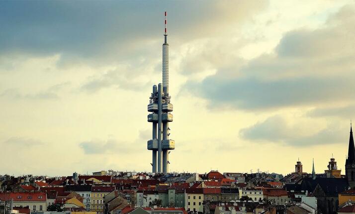 Žižkovská věž - poznejte Prahu z jiné perspektivy