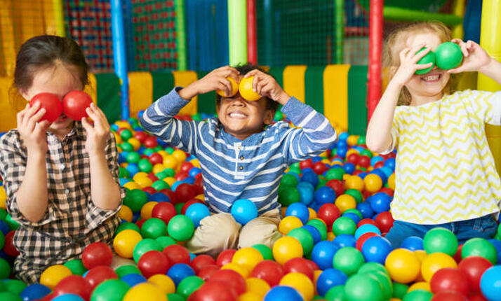 Krtkův skleník Praha Měcholupy - vnitřní herna v areálu Krktova světa