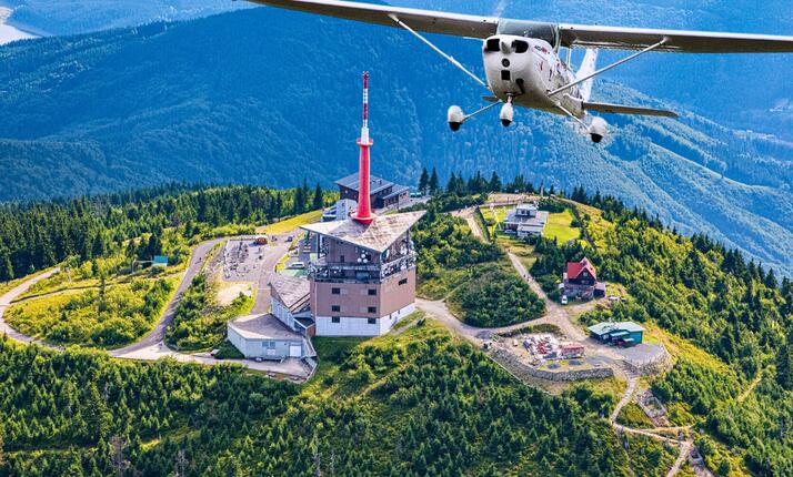 Vyhlídkový let nad Beskydy z letiště Ostrava - pro 1 až 3 osoby