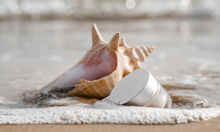 Bathing in sea water