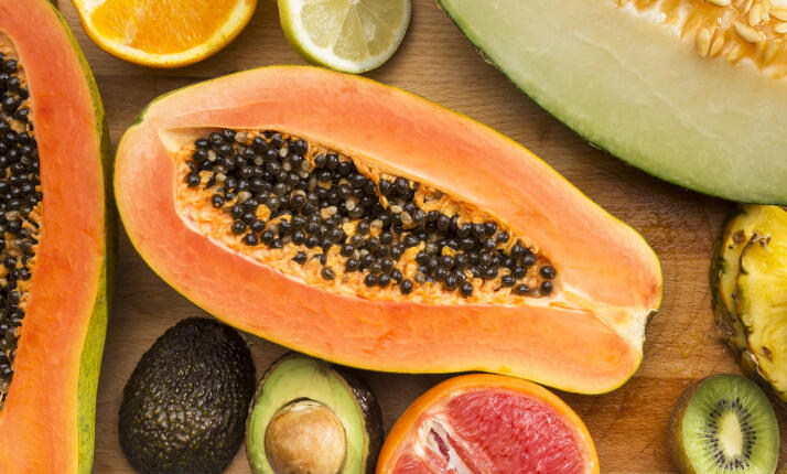 Tropical fruit scented bath