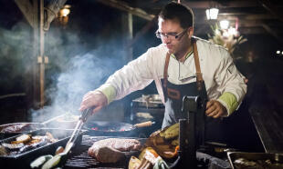 Kurz grilování „Mistr Grilu“ se slevou 500 Kč!