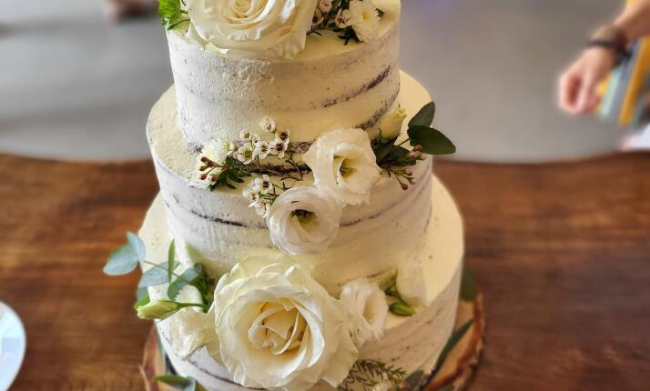 Kurz pečení "Mistr Cukrář" - Svatební dort slevou 500 Kč!