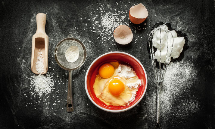 Kurzy pečení v Kladně (Stani. Strnada) – nechte se vtáhnout do světa sladkých vůní se slevou 500 Kč