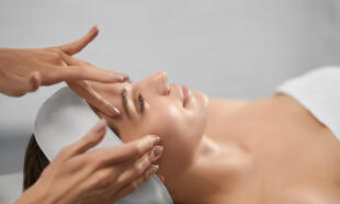 Masáže obličeje a těla