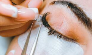 Lash lifting