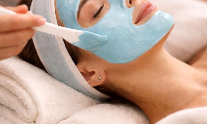 Masáž obličeje a krku + alginátová maska