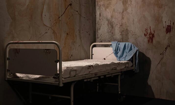 Úniková hra - Za dveřmi sanatoria